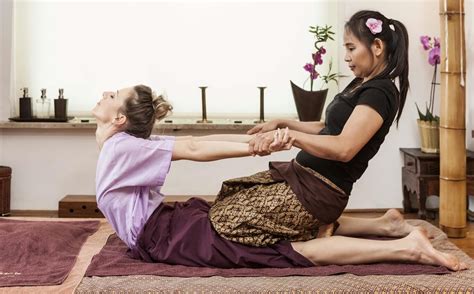 Massage sensuel complet du corps Massage sexuel La Celle Saint Cloud
